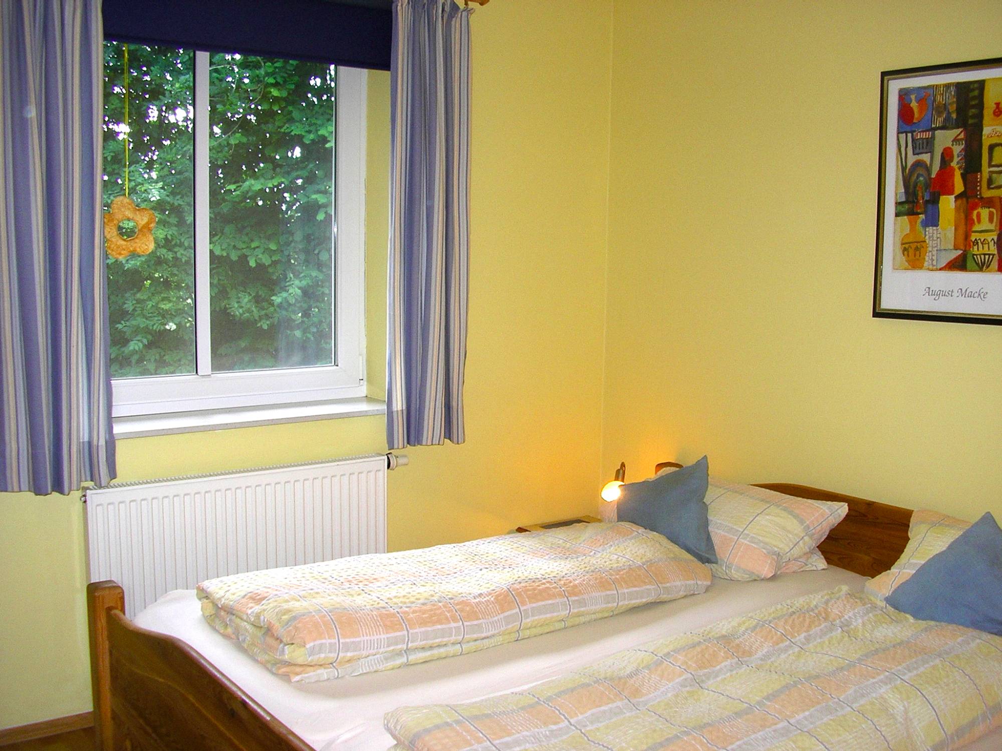 Elternschlafzimmer mit Doppelbett